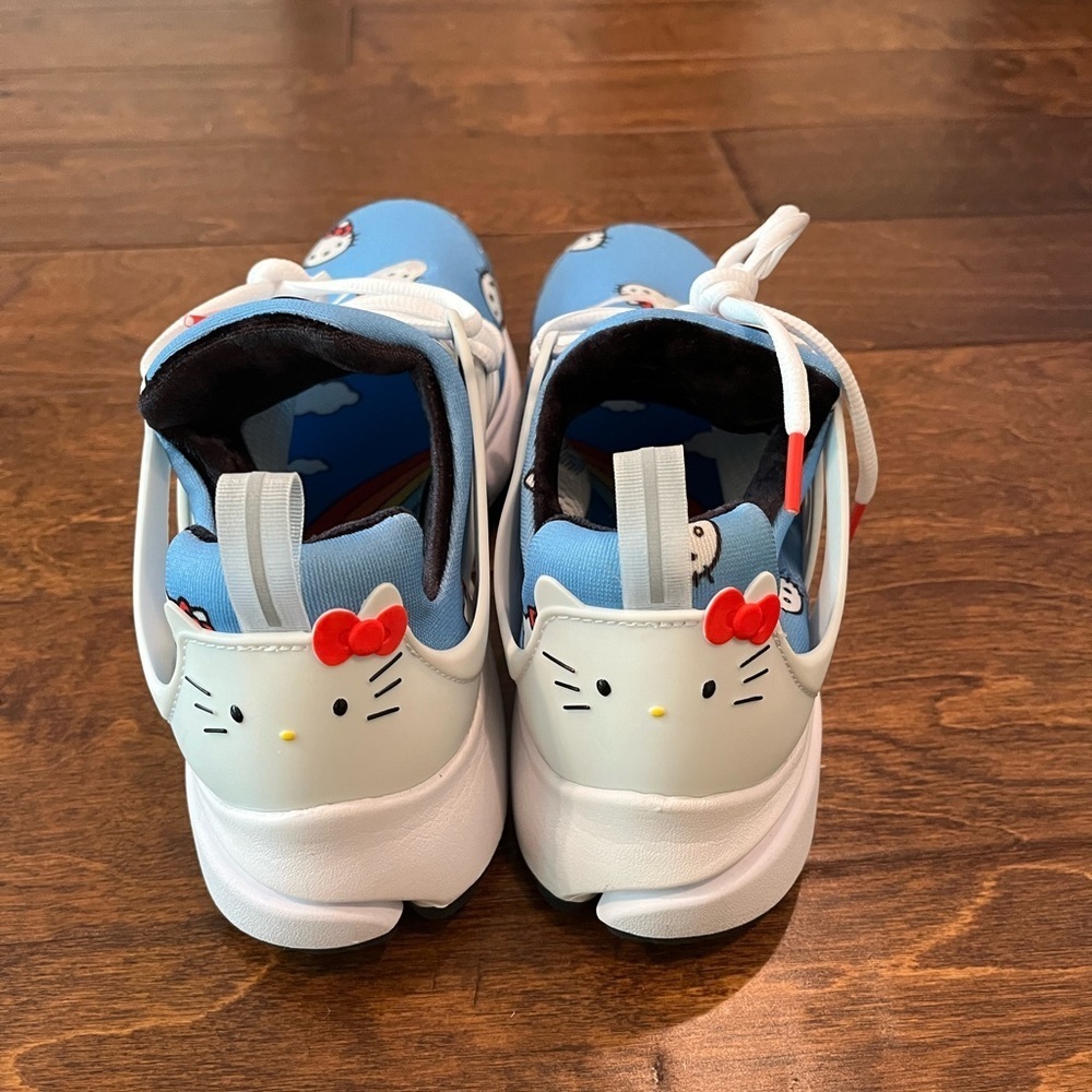 NWOB Nike Air Presto x Hello Kitty Men’s 10/Women’s 11.5 - Picture 9 of 14